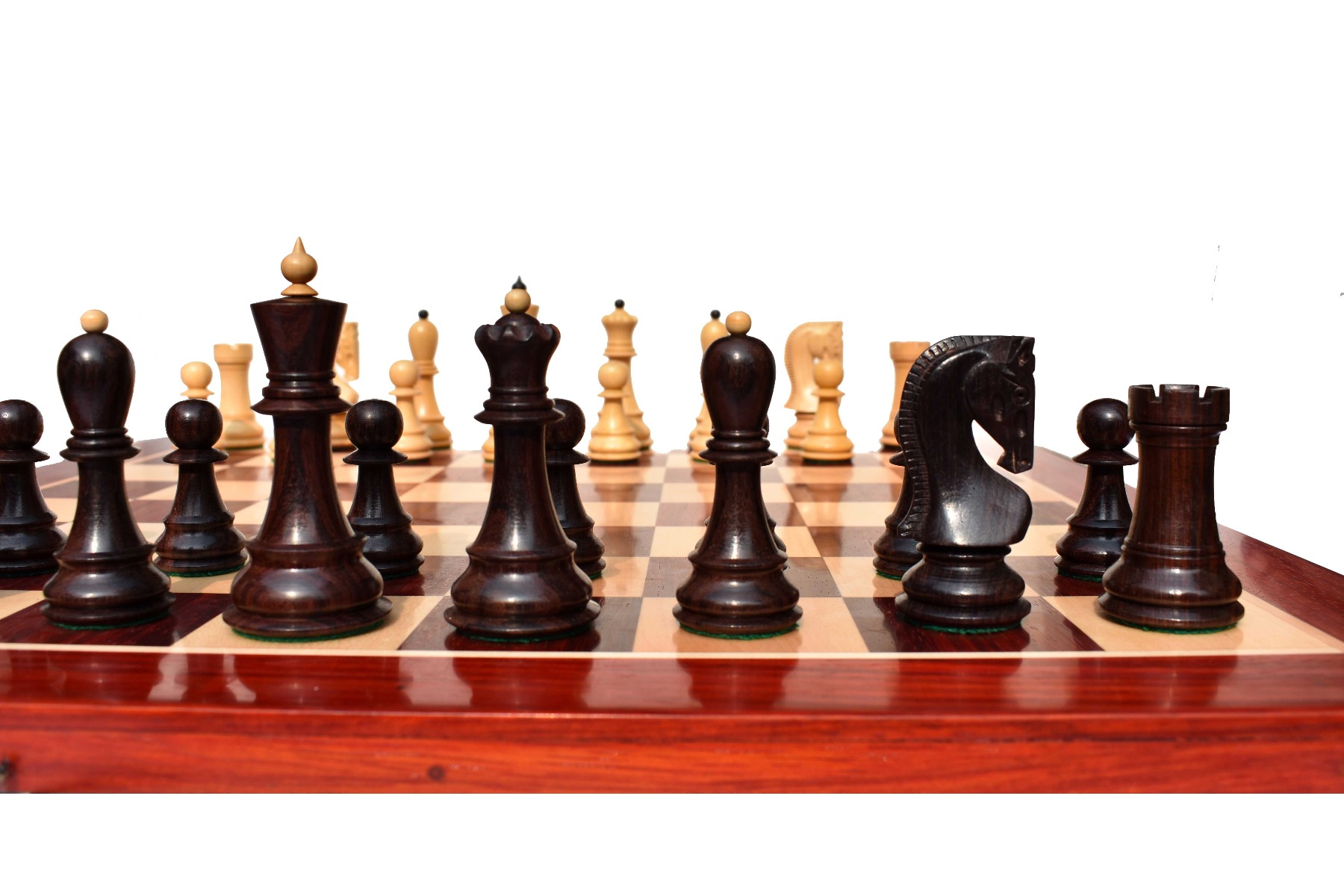 Zagreb 59 Series Chess Pieces <br> Boxwood & Rosewood <br> 3.9" King -7289 Zagreb 59 Series Chess Pieces Boxwood & Rosewood 3.9" King -7289