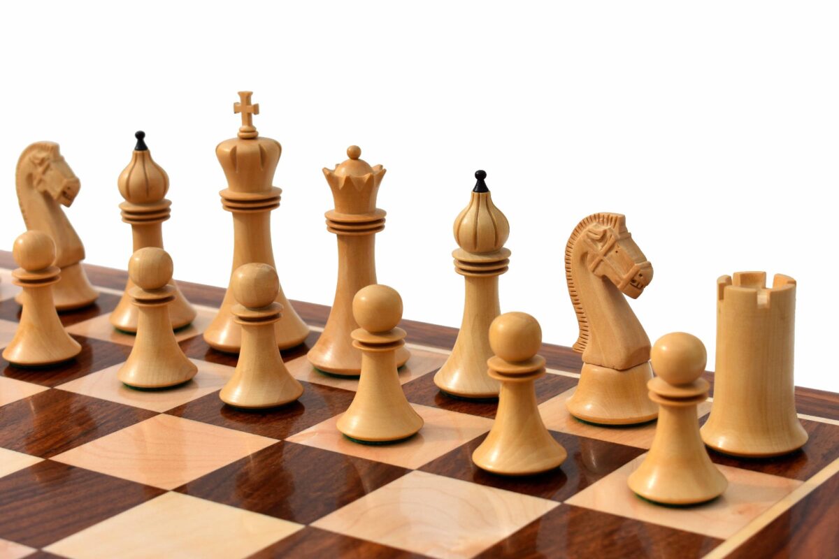 Forever Chessmen Series complete chess set Boxwood & Ebonized 3.5" King with 2" Square chess board-7497