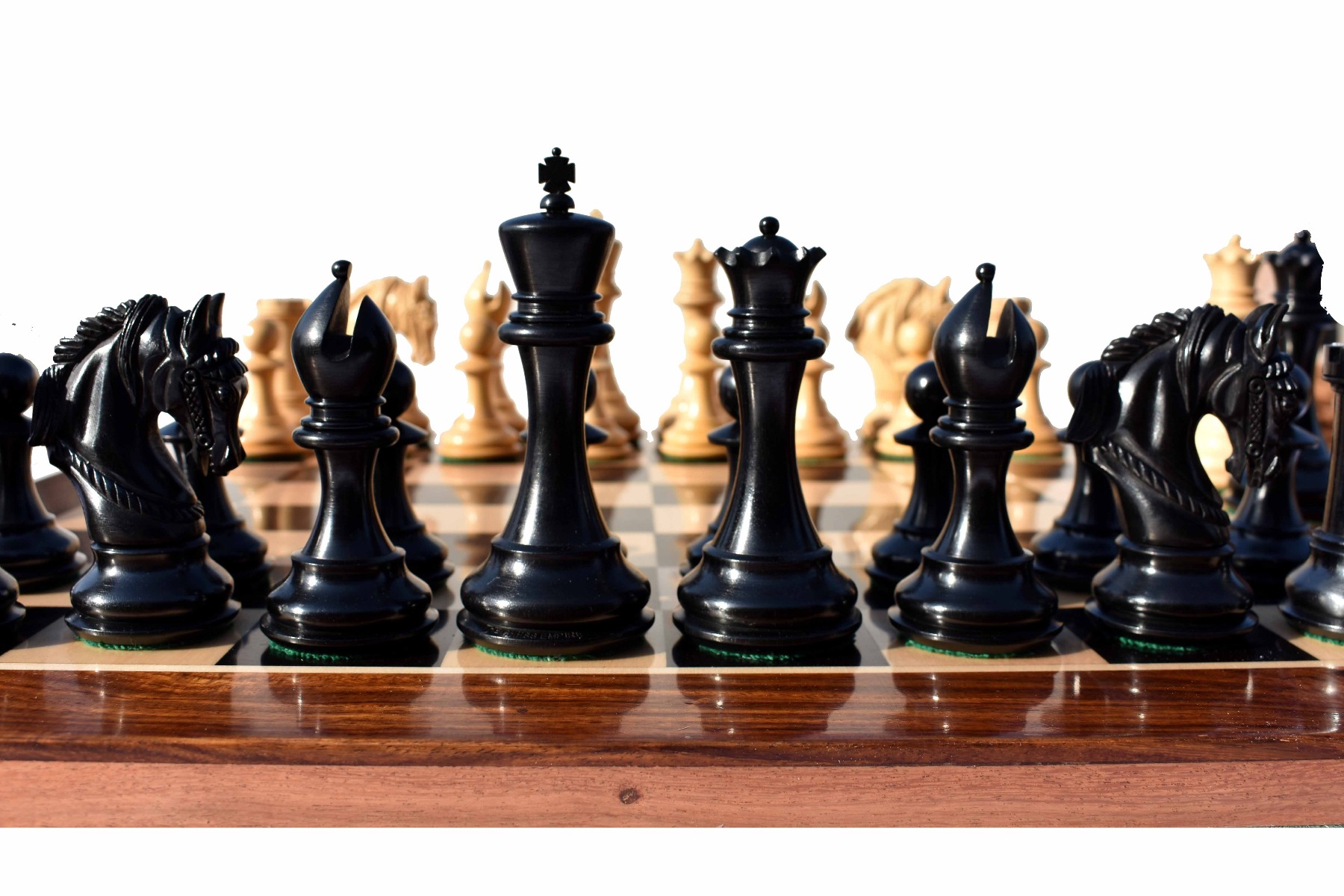 The Kings Arthur Series chess pieces <br> Boxwood & Ebony <br> 4.4" King-7591 The Kings Arthur Series chess pieces Boxwood & Ebony 4.4" King-7591
