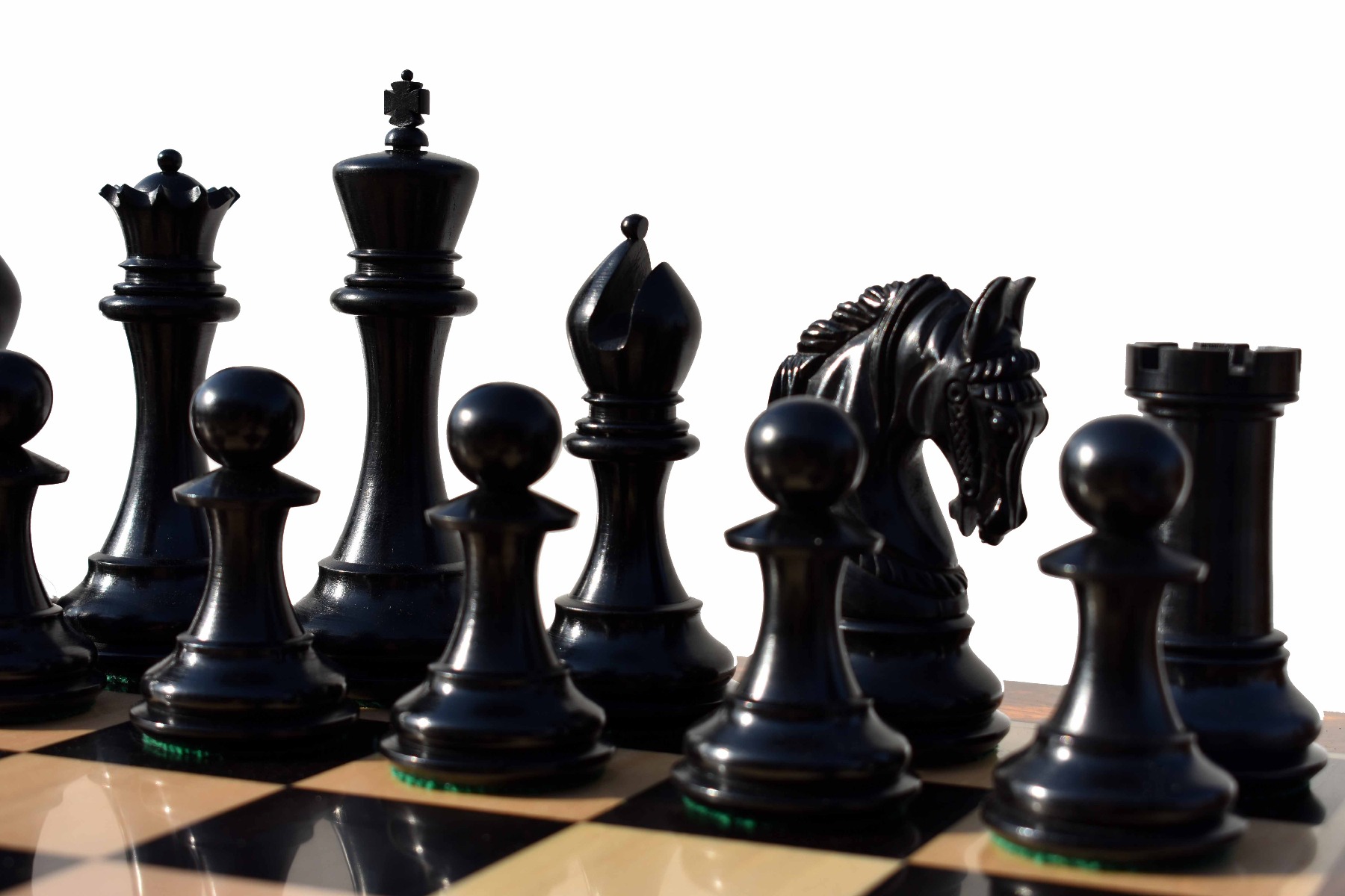 The Kings Arthur Series chess pieces <br> Boxwood & Ebony <br> 4.4" King-7592 The Kings Arthur Series chess pieces Boxwood & Ebony 4.4" King-7592