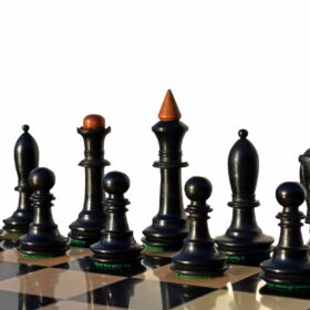 The Shkolnik soviet series reproduction Chess pieces Antiqued Boxwood & Ebonized 3.5" King -7640