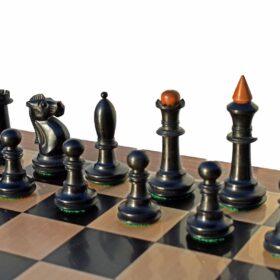The Shkolnik soviet series reproduction Chess pieces Antiqued Boxwood & Ebonized 3.5" King -7641
