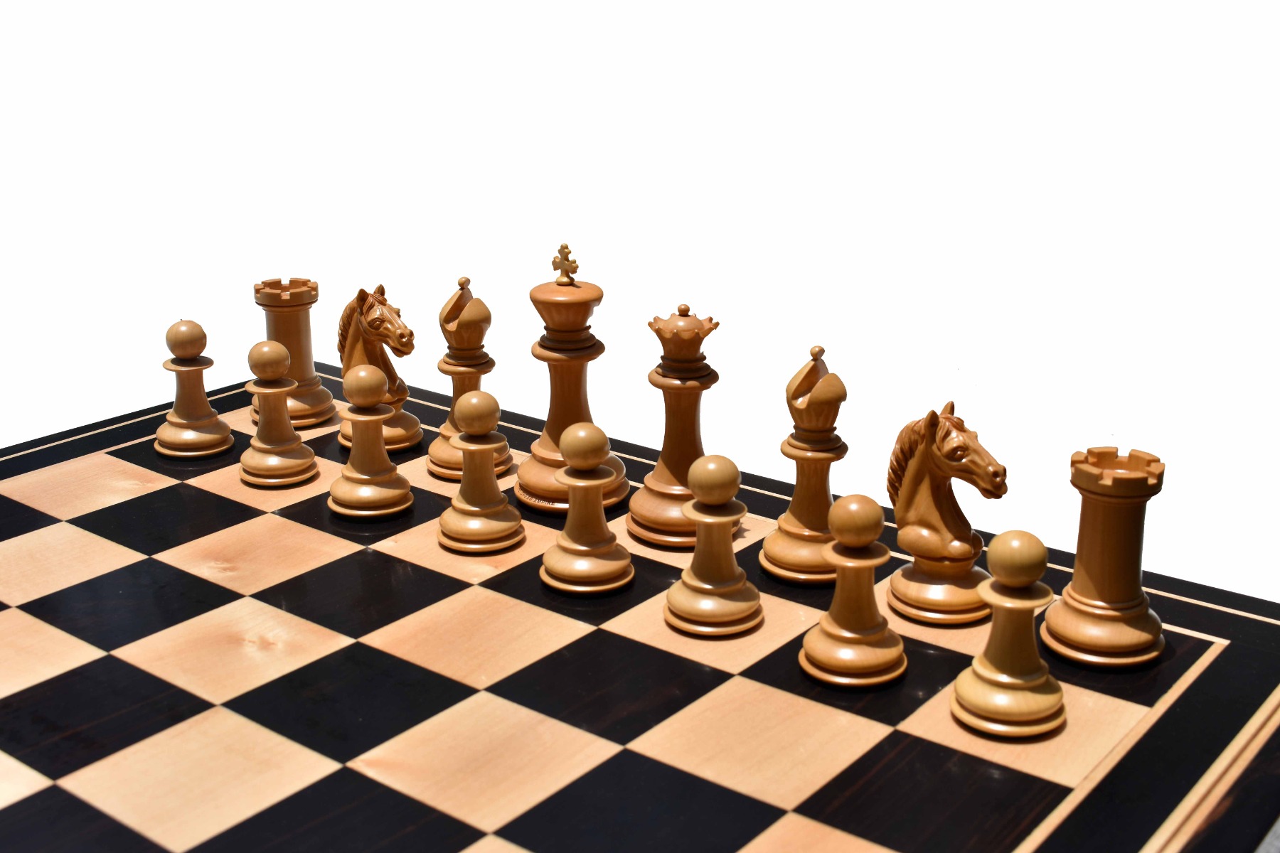 The Conqueror Series chess pieces Boxwood & Ebony 4.4" King Matte Finish -7814