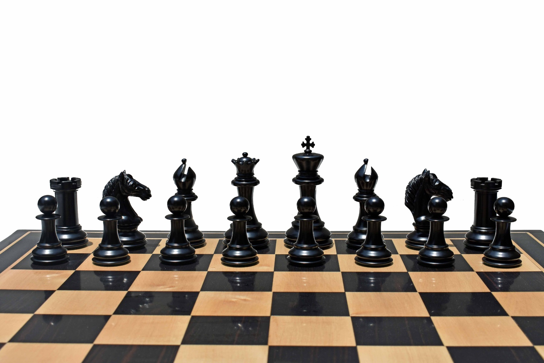 The Conqueror Series chess pieces Boxwood & Ebony 4.4" King Matte Finish -7818