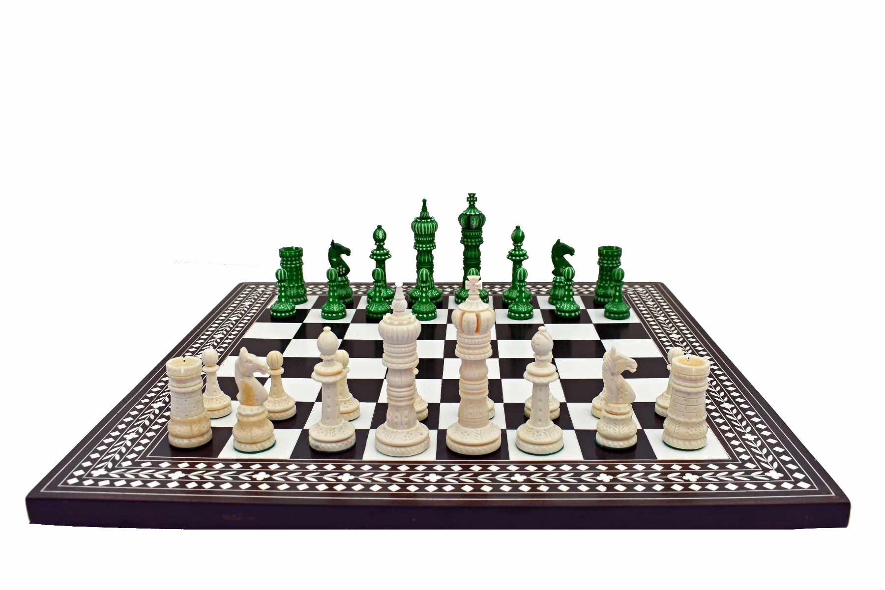 The King cross series Bone crafted chess set Natural Bone & Green Stained Bone 4" King with 18" chess board-7736