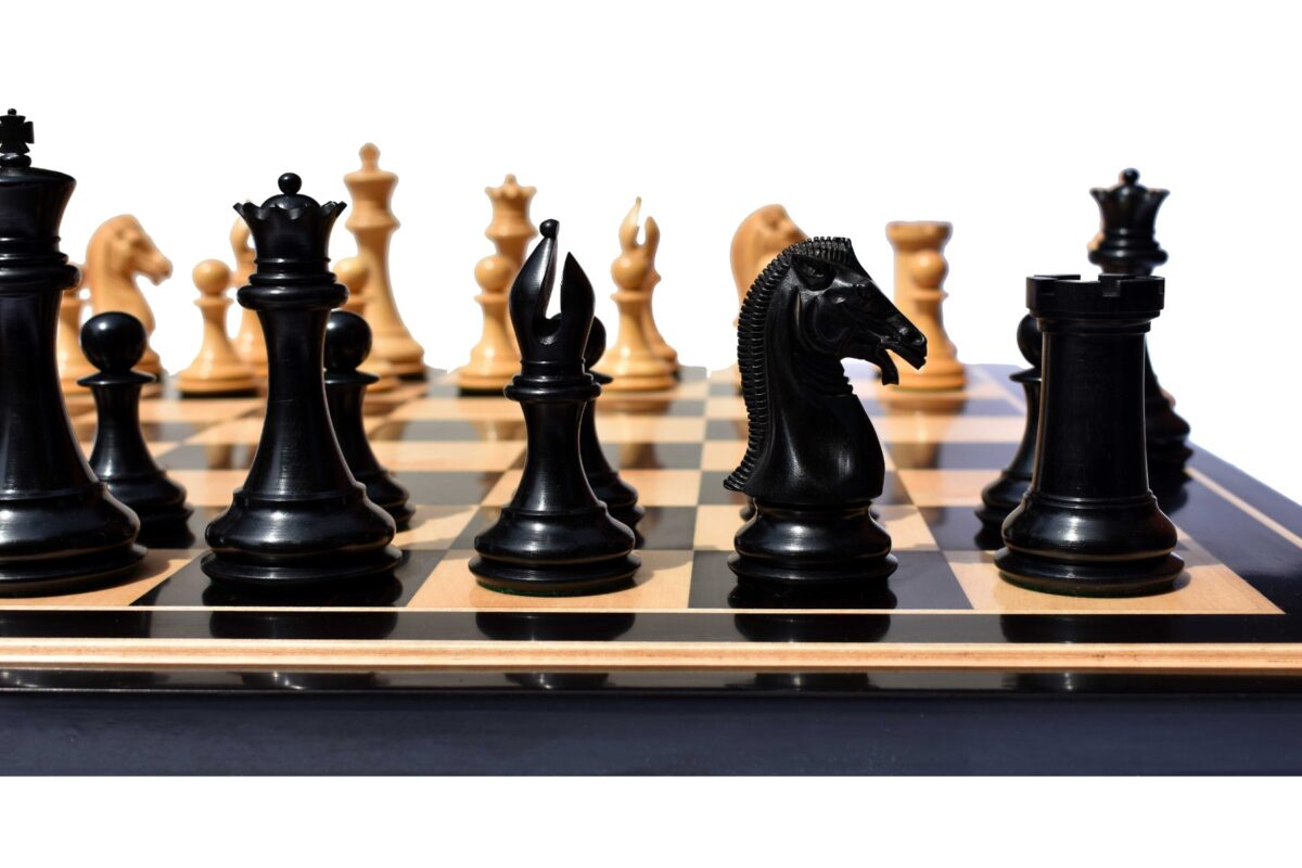 The Empire's Prestige Series chess pieces Boxwood & Ebony 4.4" King-8040