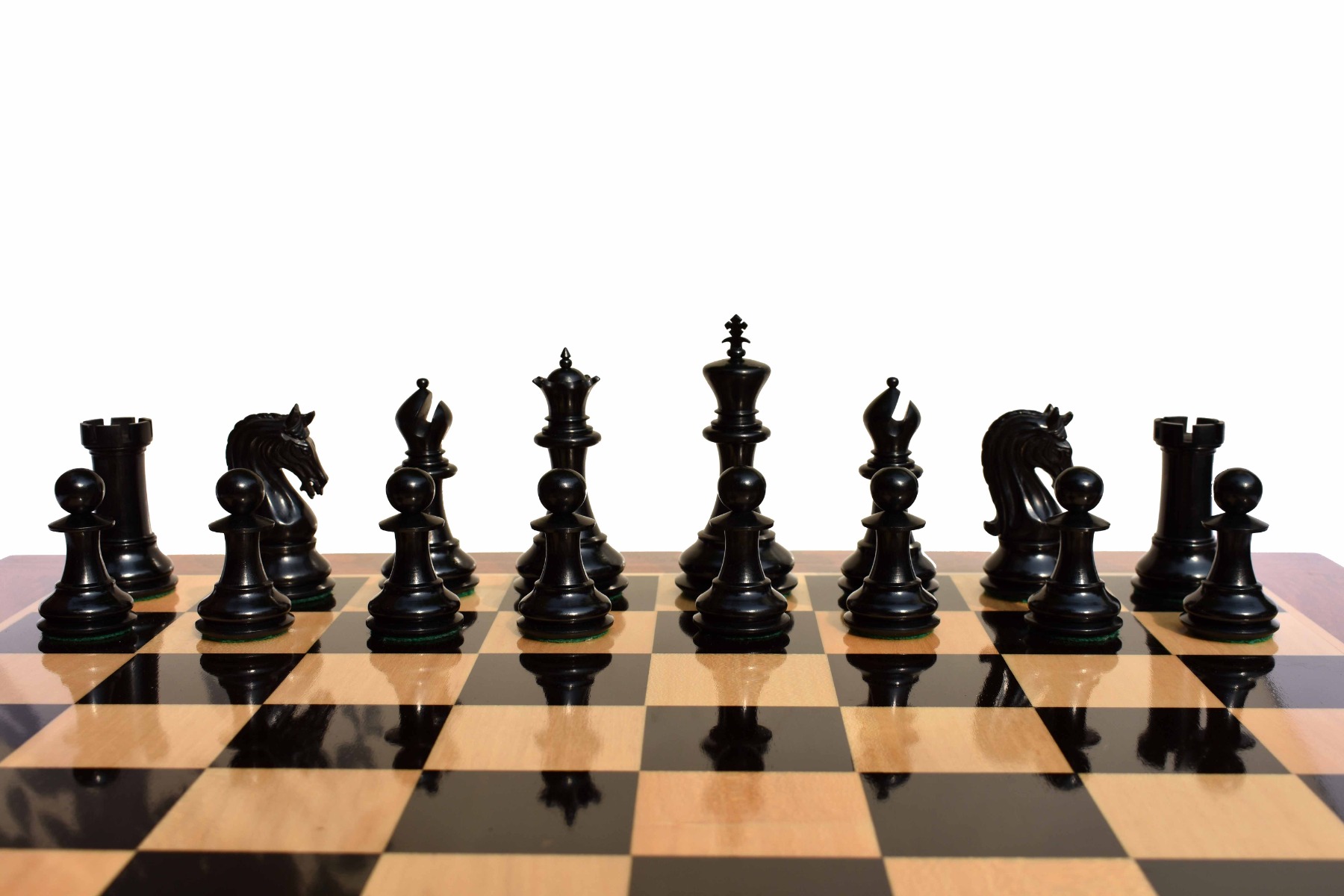 St Joseph Series chess pieces Boxwood & Ebony 4.25" King -7944