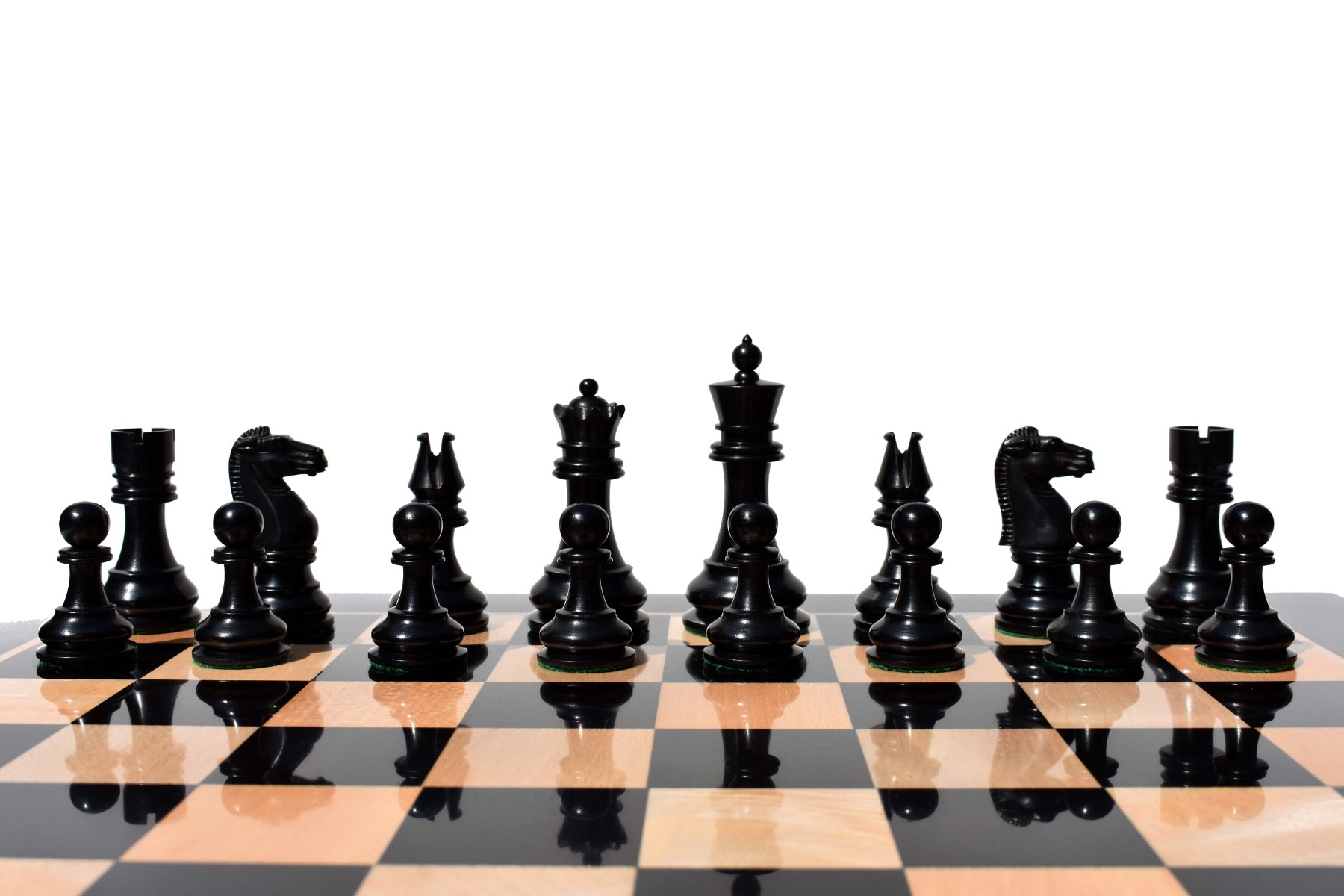 1891 British Imperial Series chess set reproduction <br> Boxwood & Ebony <br> 3.75" King with 2" Square chess board-8489 1891 British Imperial Series chess set reproduction Boxwood & Ebony 3.75" King with 2" Square chess board-8489