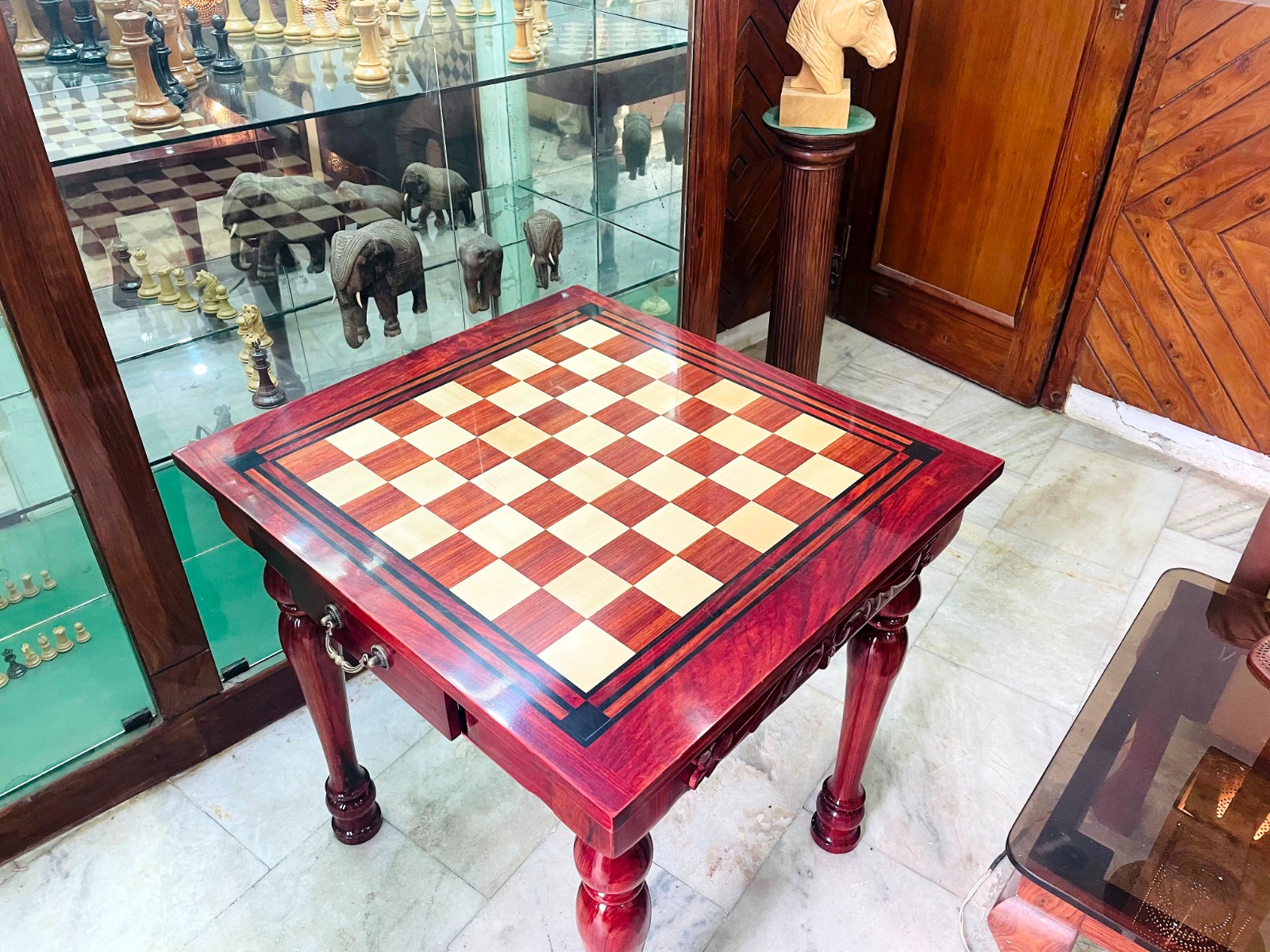 The Maharajah Chess Table <br> African Padauk & Canadian Maple wood <br> 2.5" Square-8635 The Maharajah Chess Table African Padauk & Canadian Maple wood 2.5" Square-8635