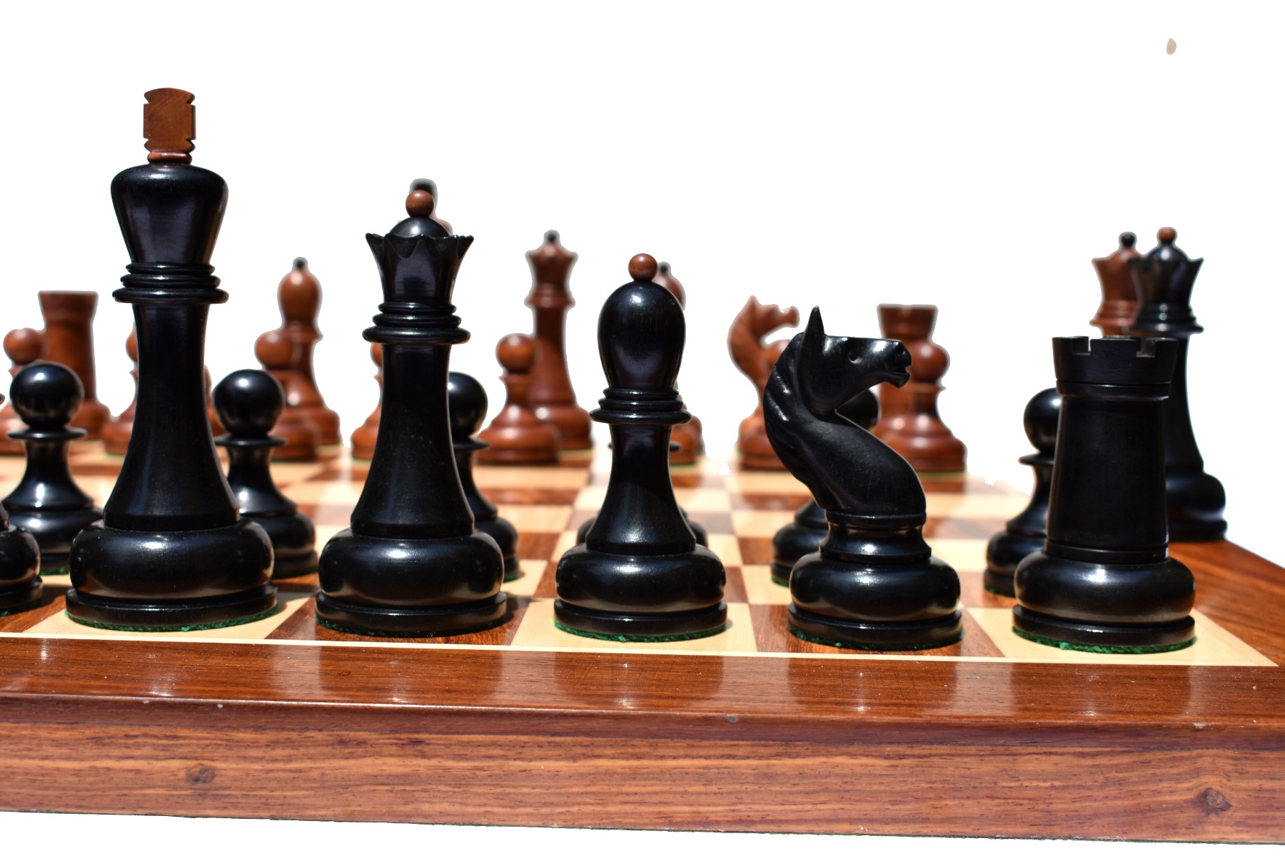 The Reproduction of 1960 Mikhail Tal chess set Antiqued Boxwood & Ebony 4.125" king with 2" Square Chess Board-9044