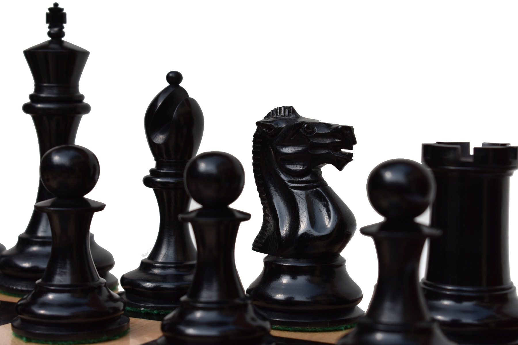 The Howard Staunton chess pieces <br> Boxwood & Ebony <br> 4" King -9165 The Howard Staunton chess pieces Boxwood & Ebony 4" King -9165