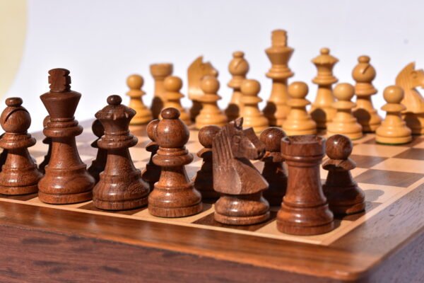 Magnetic chess set folding 10" x 10" Maple & Sheesham magnetic lock